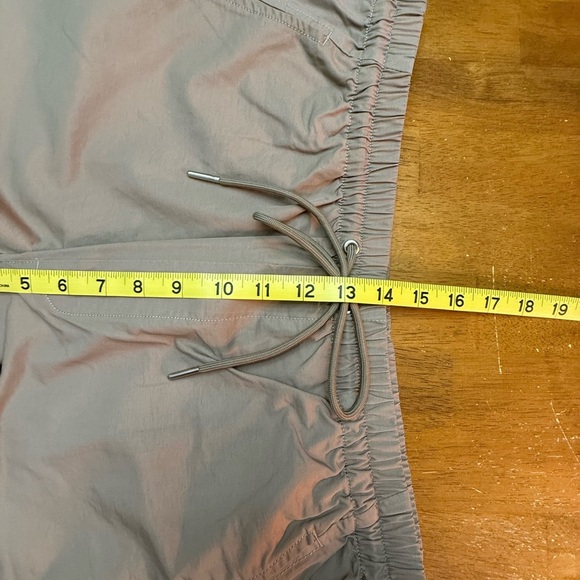 Abercrombie & Fitch Khaki Pants L - Picture 5 of 8